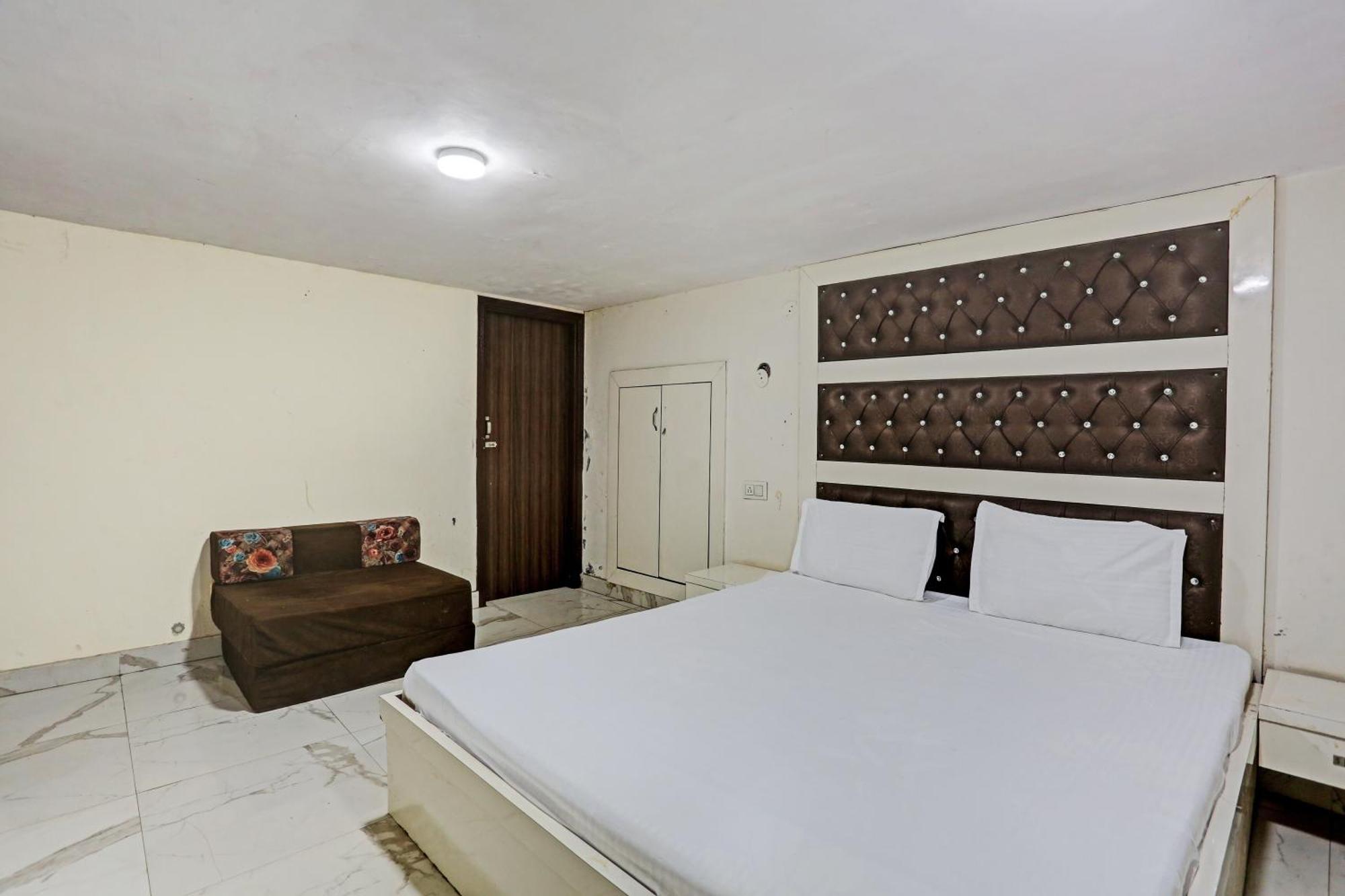 Hotel O Saffron Night Stay Amritsar Ngoại thất bức ảnh